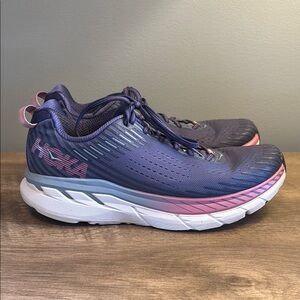 Hoka One One Time to Fly Tennis Shoes Size 10 W